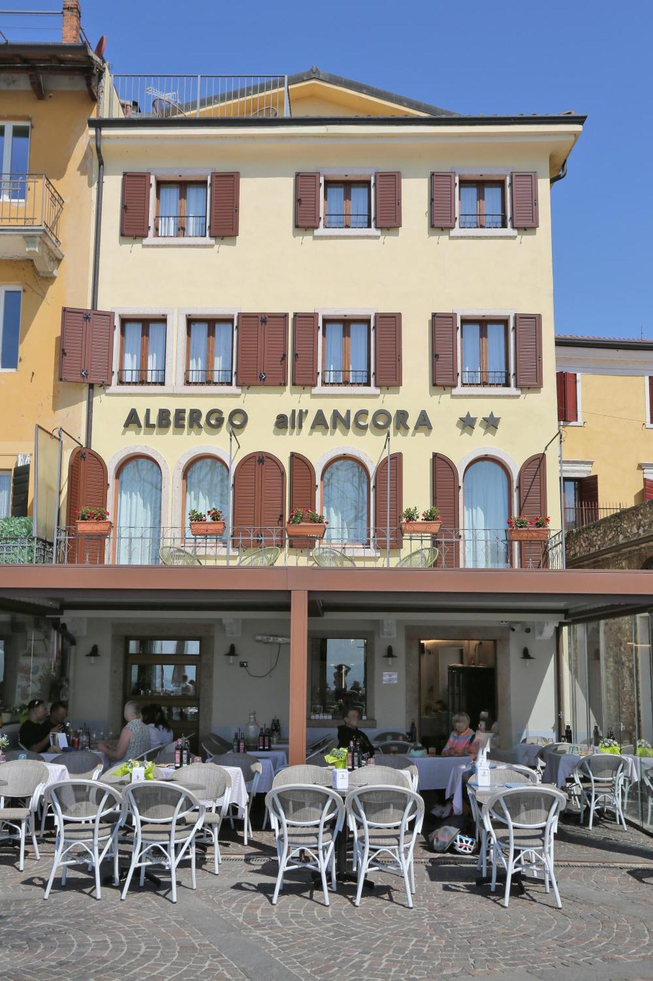 Albergo All'Ancora Garda  Exterior foto
